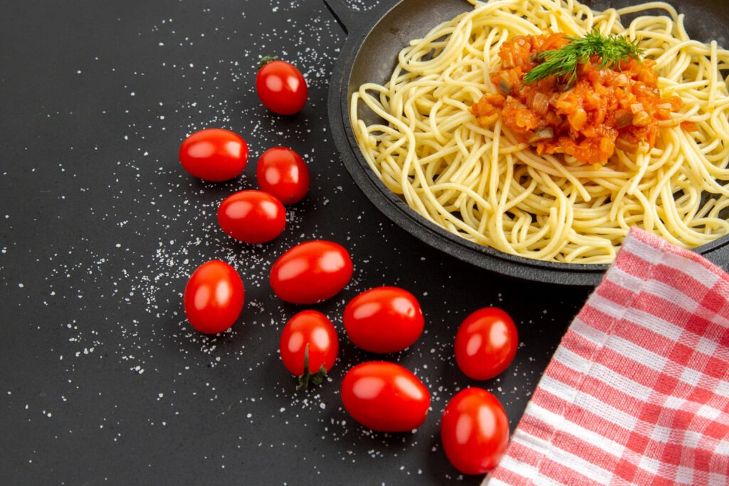 spagetti tomato sauce